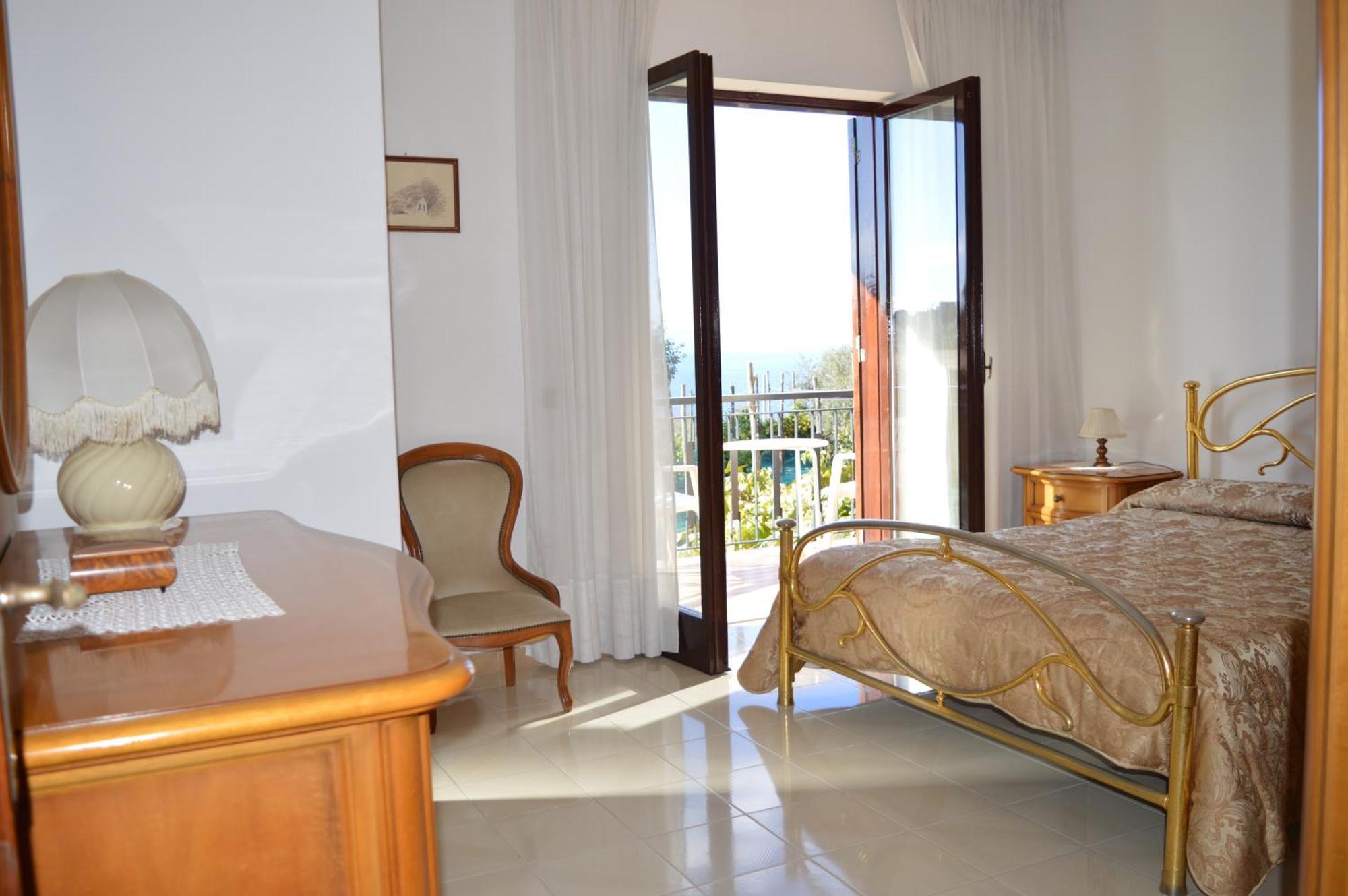 Mary'S Dream - Villa Overlooking Capri And Ischia In Sorrento Peninsula Massa Lubrense Exterior foto